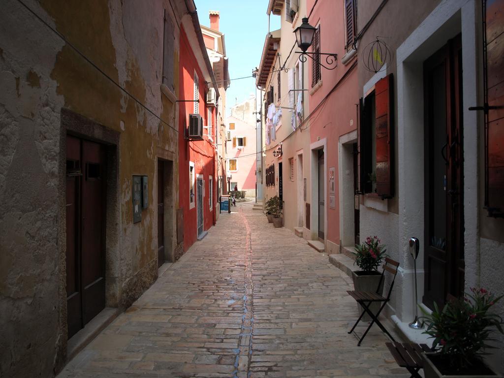 Apartman Delfin Rovinj Exterior foto
