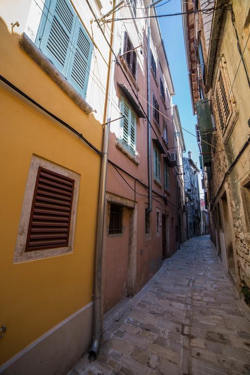 Apartman Delfin Rovinj Exterior foto