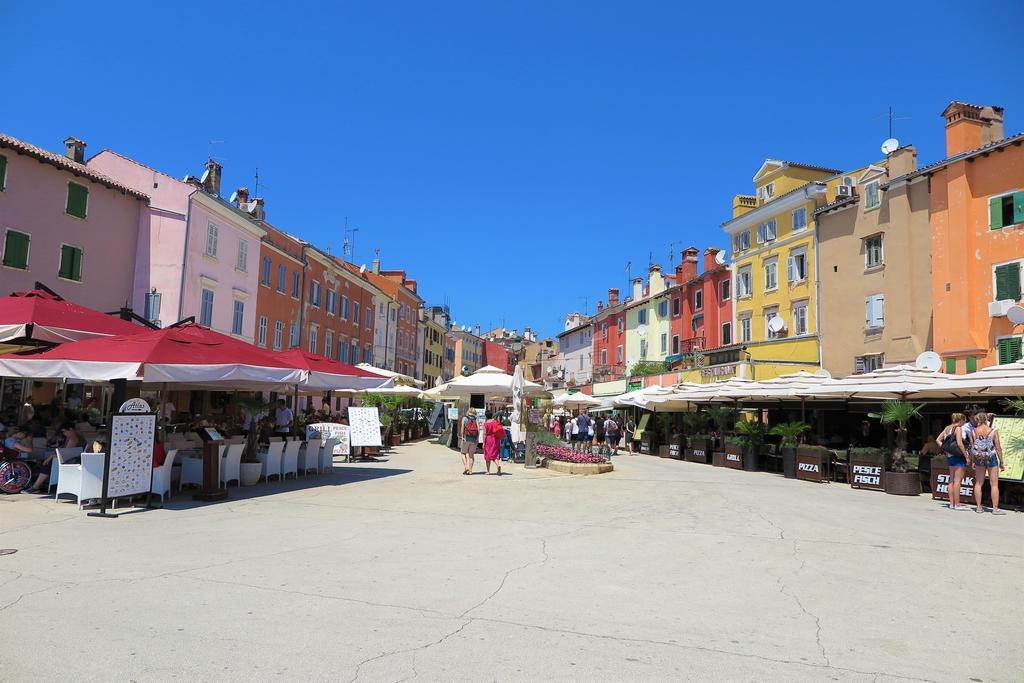 Apartman Delfin Rovinj Exterior foto