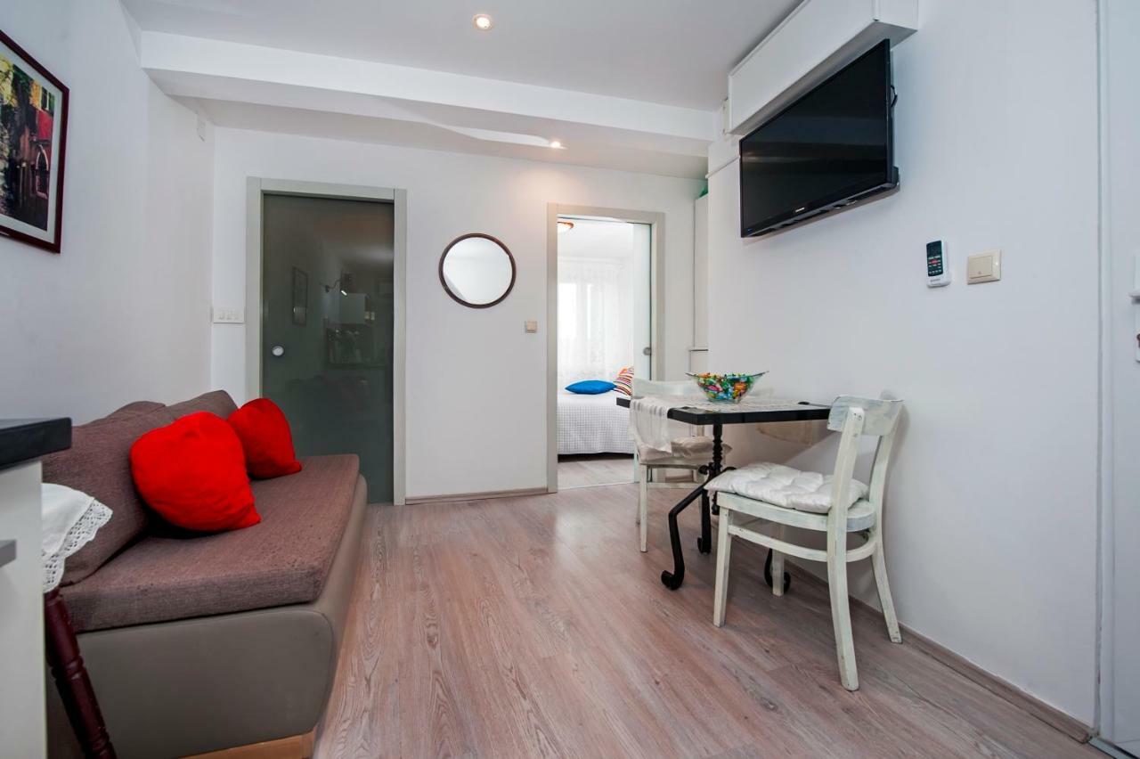 Apartman Delfin Rovinj Exterior foto