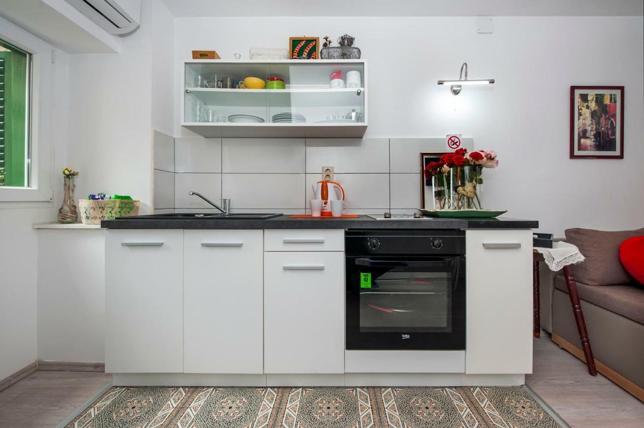 Apartman Delfin Rovinj Exterior foto